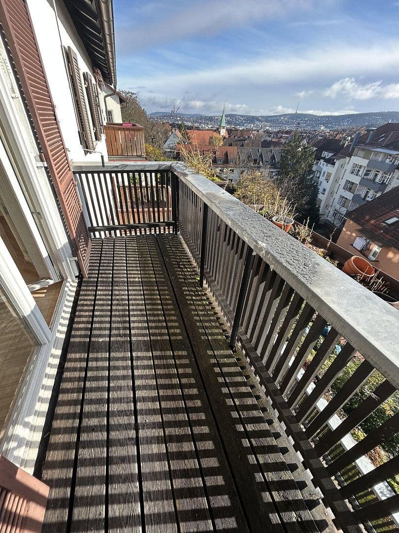 Pronájem bytu 2+1 72 m², Stuttgart, Bádensko-Württembersko Pronájem bytu 2+1 72 m², Stuttgart, Bádensko-Württembersko