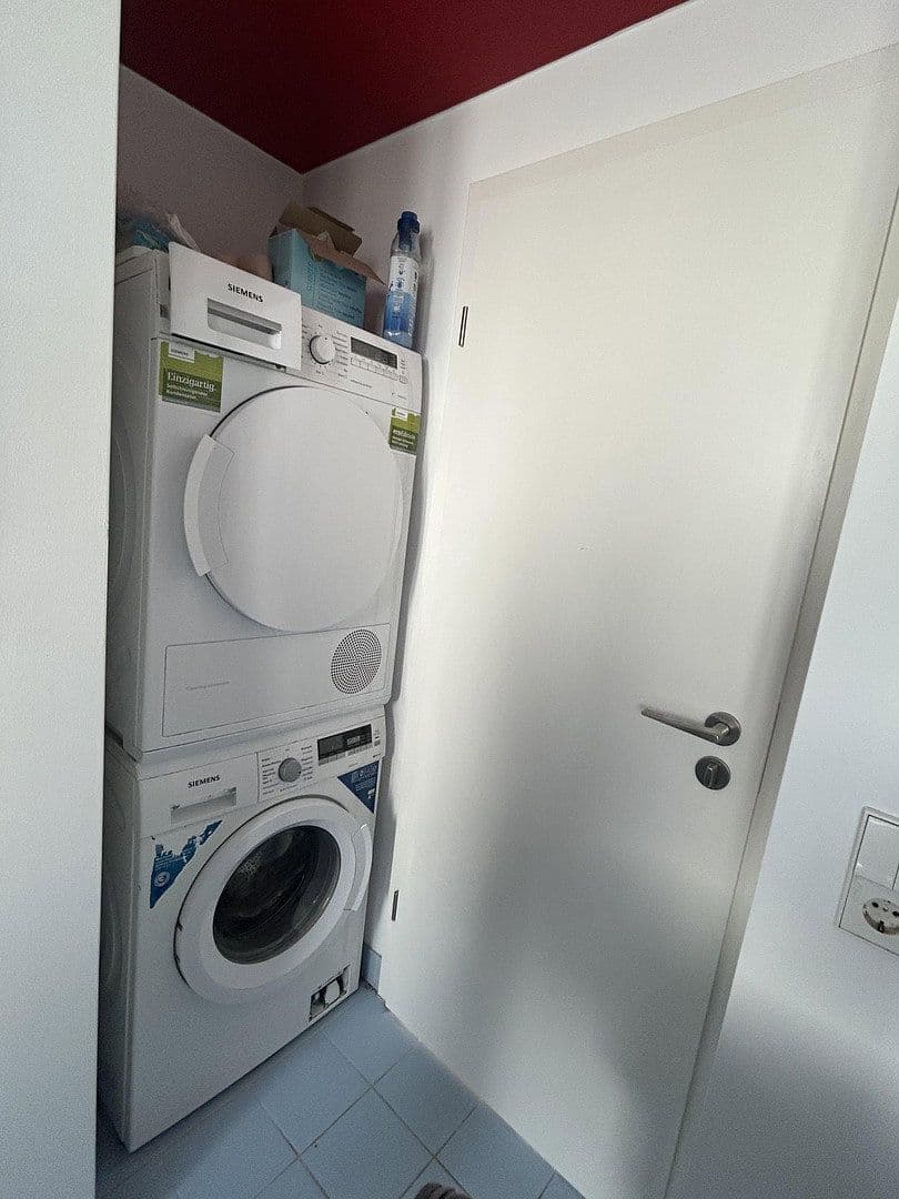 Pronájem bytu 2+1 72 m², Stuttgart, Bádensko-Württembersko Pronájem bytu 2+1 72 m², Stuttgart, Bádensko-Württembersko