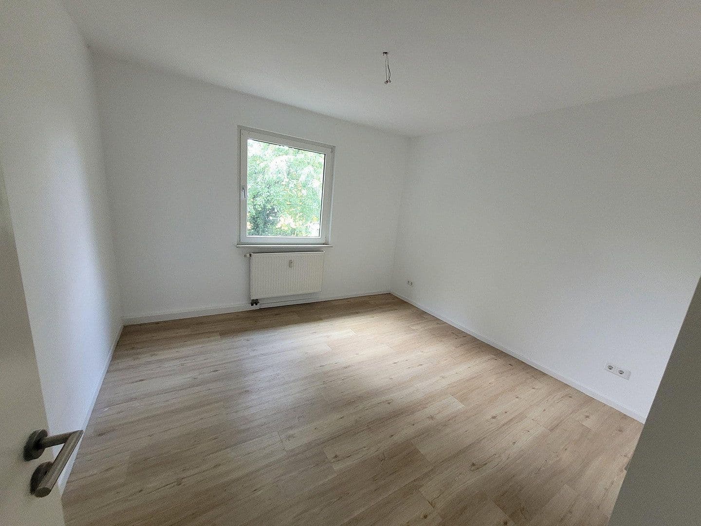 Pronájem bytu 2+1 50 m², Am Jungholz 2, Meckenheim, Severní Porýní-Vestfálsko Pronájem bytu 2+1 50 m², Am Jungholz 2, Meckenheim, Severní Porýní-Vestfálsko