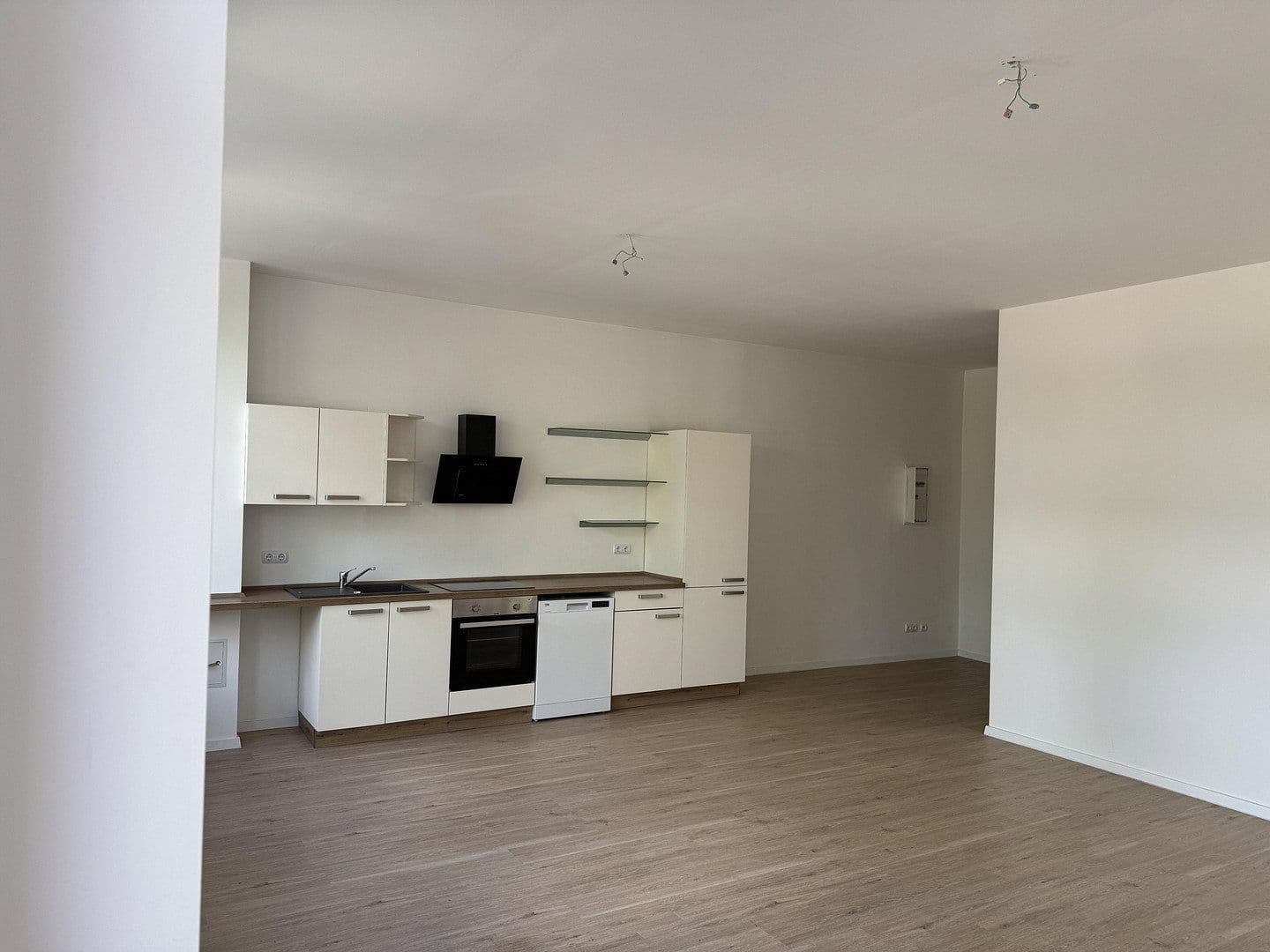 Pronájem bytu 3+1 88 m², Bergen, Dolní Sasko Pronájem bytu 3+1 88 m², Bergen, Dolní Sasko