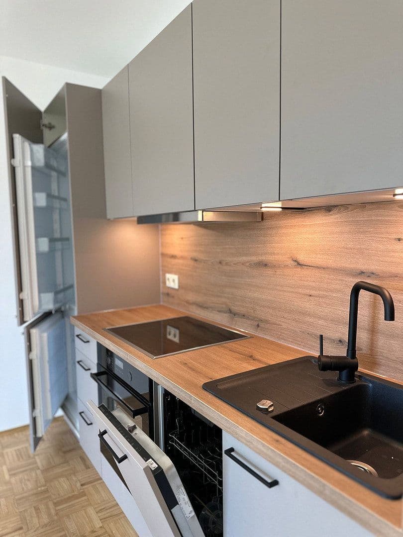 Pronájem bytu 2+1 42 m², Klagenfurt, Korutany Pronájem bytu 2+1 42 m², Klagenfurt, Korutany