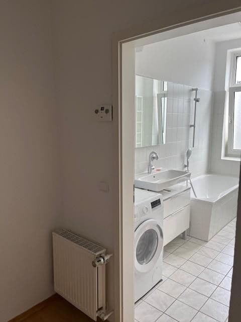 Pronájem bytu 2+1 52 m², Eichstraße 21, Hannover, Dolní Sasko Pronájem bytu 2+1 52 m², Eichstraße 21, Hannover, Dolní Sasko