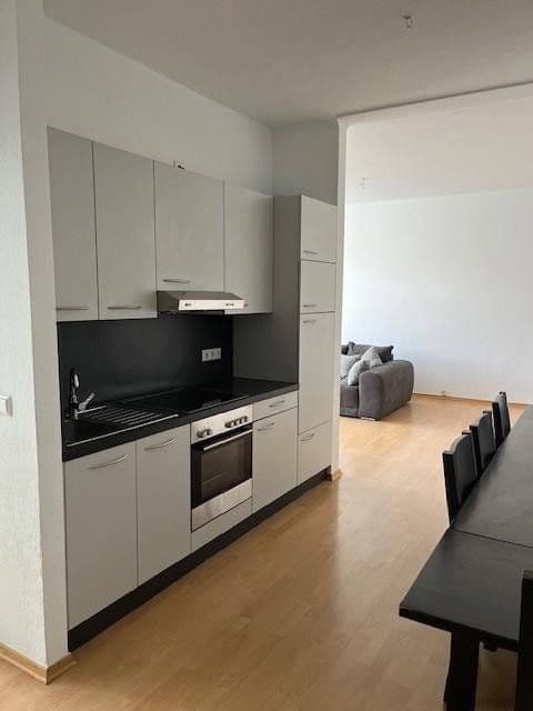 Pronájem bytu 2+1 52 m², Eichstraße 21, Hannover, Dolní Sasko Pronájem bytu 2+1 52 m², Eichstraße 21, Hannover, Dolní Sasko