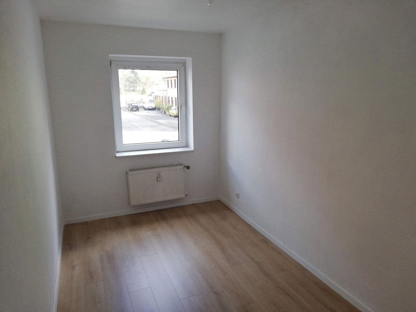 Prodej bytu 3+1 68 m², Erkrath, Severní Porýní-Vestfálsko Prodej bytu 3+1 68 m², Erkrath, Severní Porýní-Vestfálsko