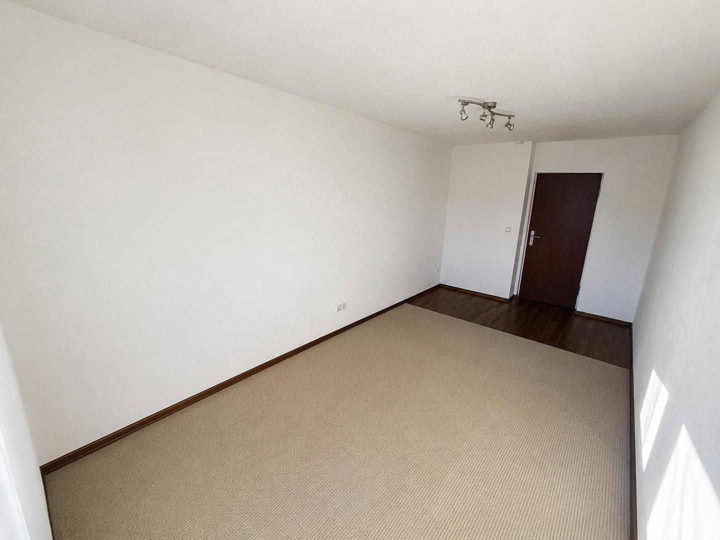 Prodej bytu 3+1 82 m², Nürnberg, Bavorsko Prodej bytu 3+1 82 m², Nürnberg, Bavorsko