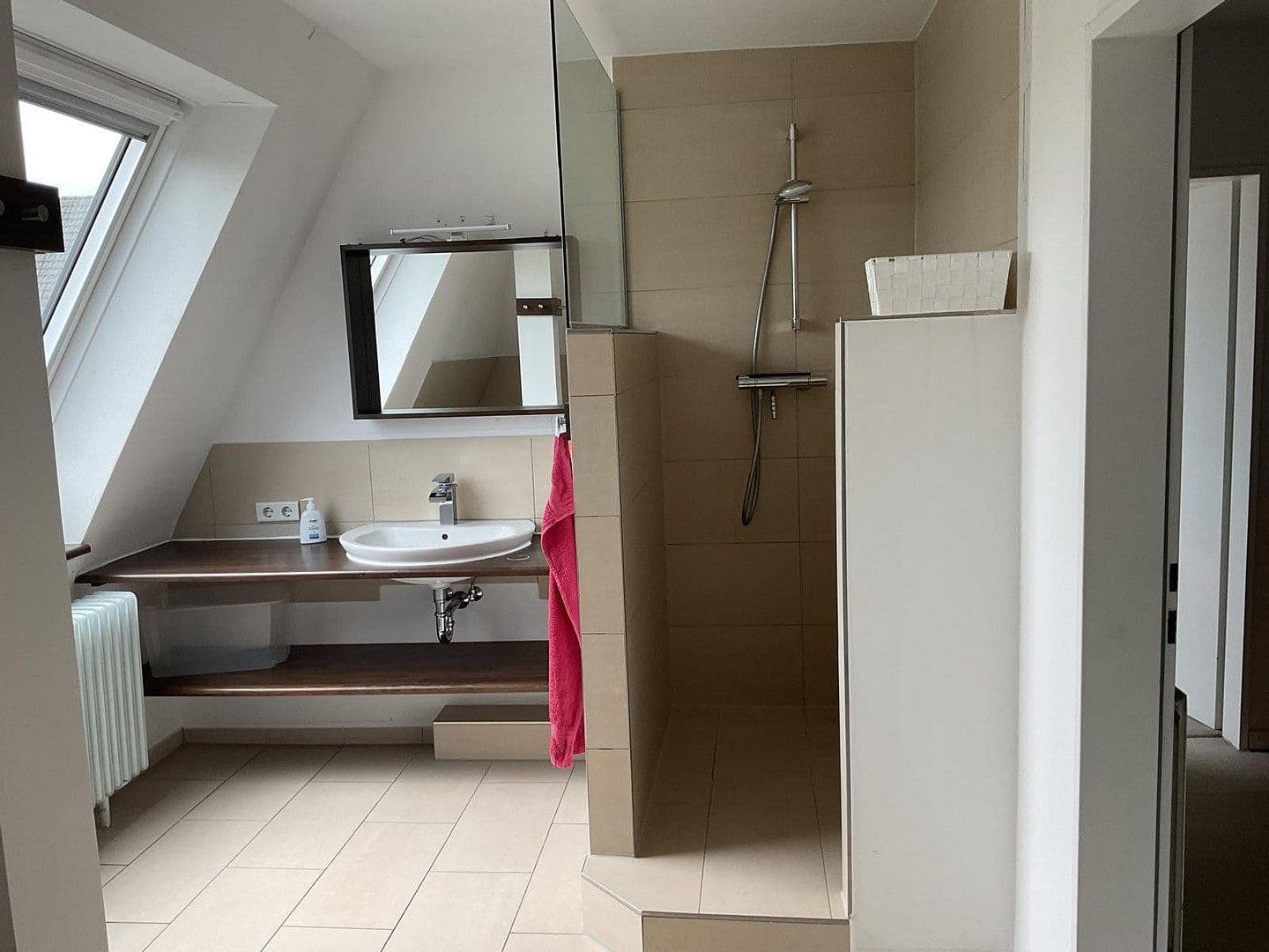 Prodej domu 380 m², pozemek 1.400 m², Bargfeld-Stegen, Šlesvicko-Holštýnsko Prodej domu 380 m², pozemek 1.400 m², Bargfeld-Stegen, Šlesvicko-Holštýnsko