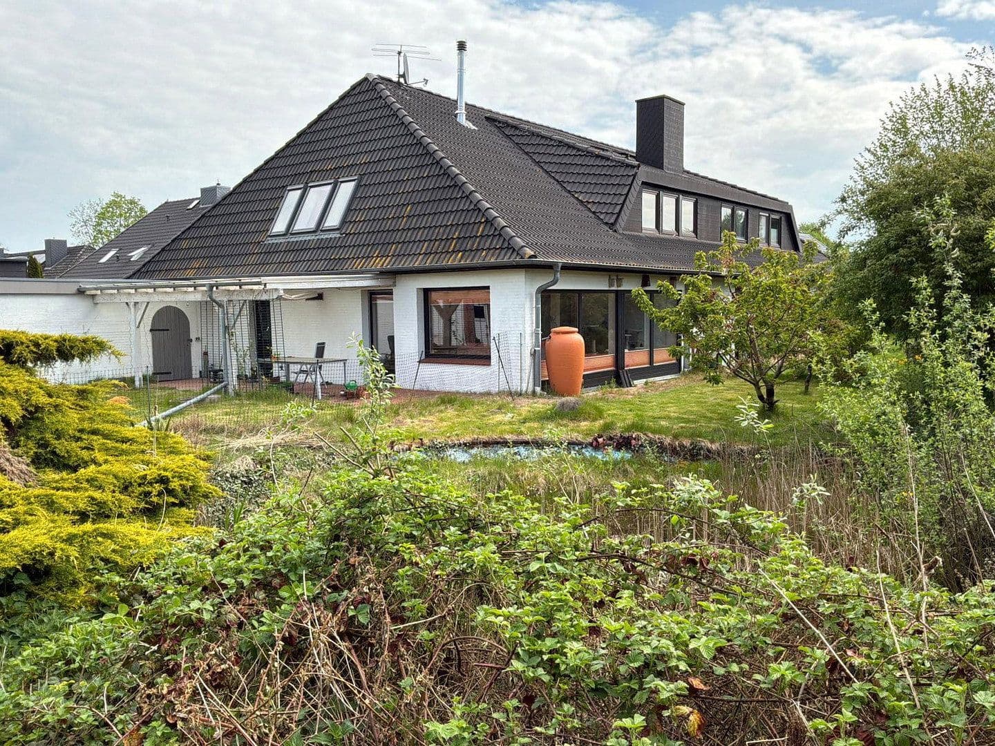 Prodej domu 380 m², pozemek 1.400 m², Bargfeld-Stegen, Šlesvicko-Holštýnsko Prodej domu 380 m², pozemek 1.400 m², Bargfeld-Stegen, Šlesvicko-Holštýnsko
