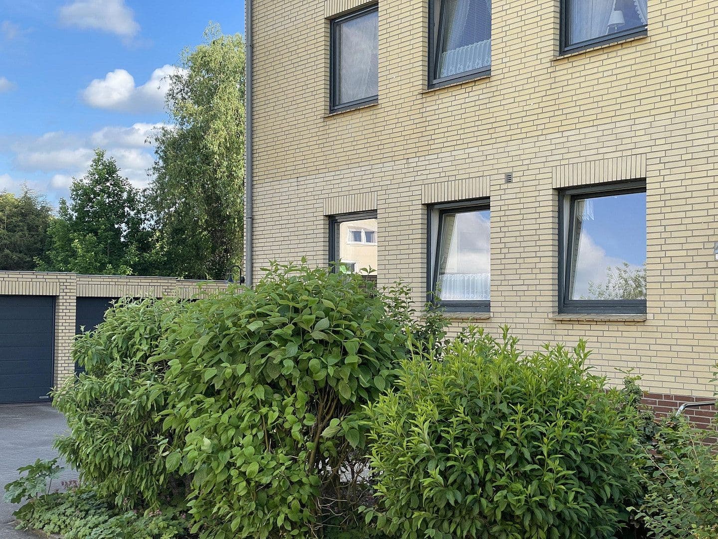 Prodej bytu 4+1 97 m², Lindenstrasse 64, Bad Schwartau, Šlesvicko-Holštýnsko Prodej bytu 4+1 97 m², Lindenstrasse 64, Bad Schwartau, Šlesvicko-Holštýnsko
