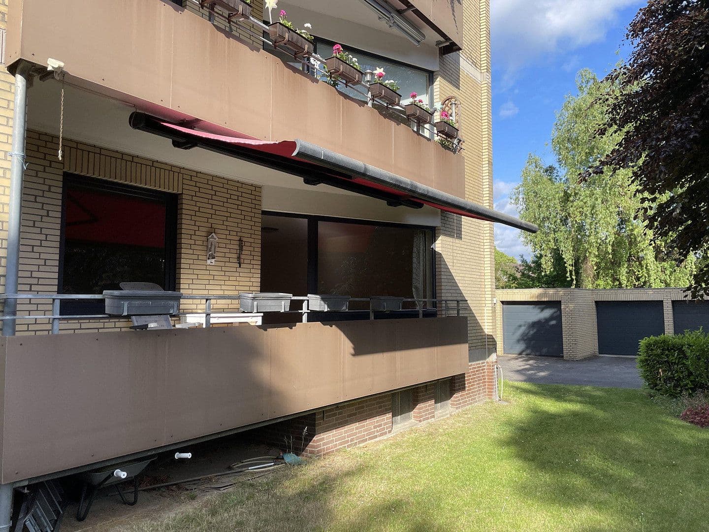 Prodej bytu 4+1 97 m², Lindenstrasse 64, Bad Schwartau, Šlesvicko-Holštýnsko Prodej bytu 4+1 97 m², Lindenstrasse 64, Bad Schwartau, Šlesvicko-Holštýnsko