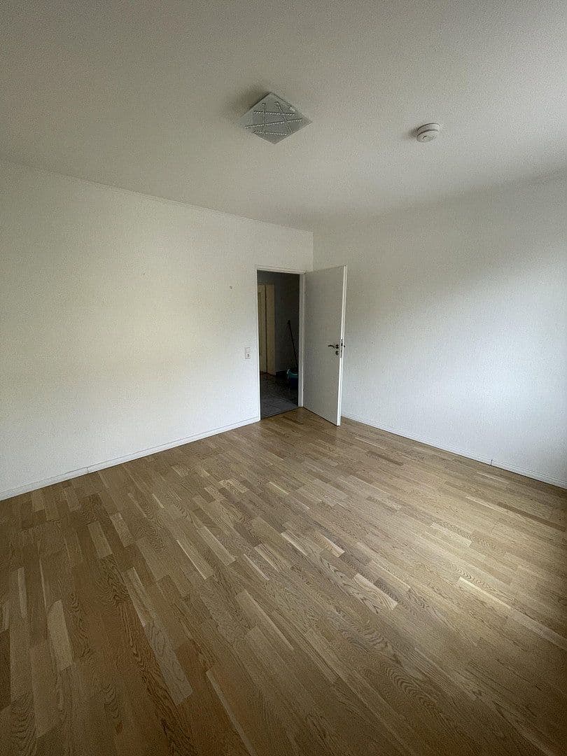 Prodej bytu 4+1 97 m², Lindenstrasse 64, Bad Schwartau, Šlesvicko-Holštýnsko Prodej bytu 4+1 97 m², Lindenstrasse 64, Bad Schwartau, Šlesvicko-Holštýnsko