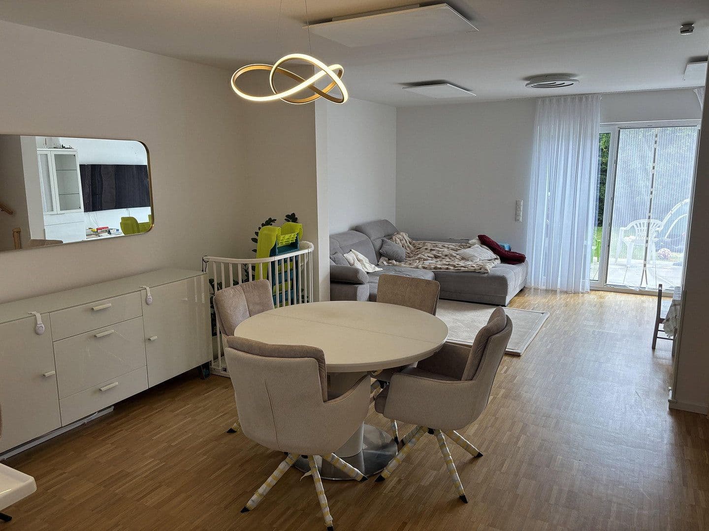 Pronájem domu 144 m², pozemek 170 m², Schulstrasse 29d, Mutterstadt, Porýní-Falc Pronájem domu 144 m², pozemek 170 m², Schulstrasse 29d, Mutterstadt, Porýní-Falc