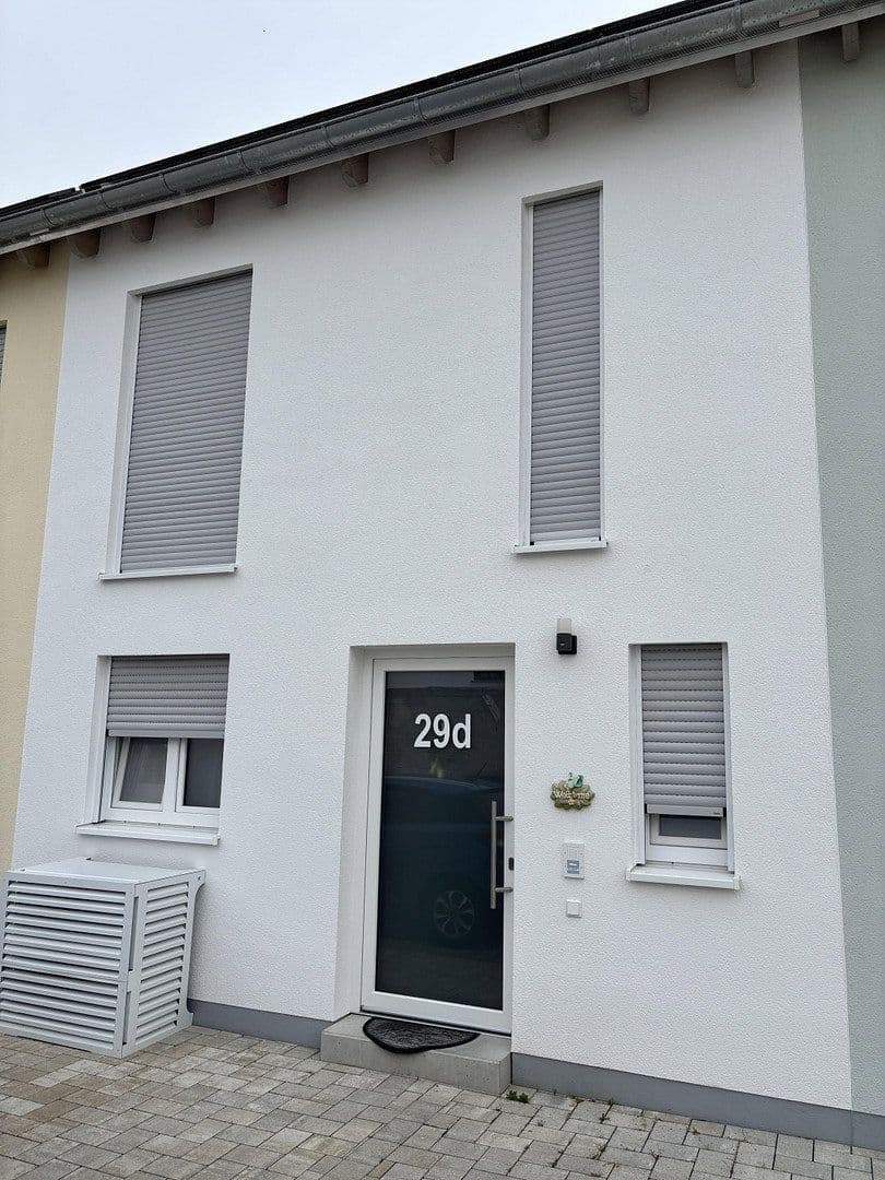 Pronájem domu 144 m², pozemek 170 m², Schulstrasse 29d, Mutterstadt, Porýní-Falc Pronájem domu 144 m², pozemek 170 m², Schulstrasse 29d, Mutterstadt, Porýní-Falc