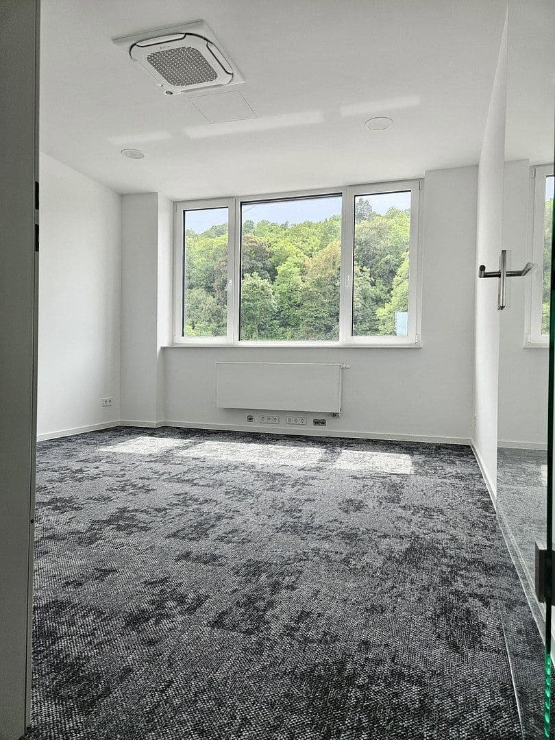 Pronájem kanceláře 230 m², Stuttgart-Wangen, Bádensko-Württembersko Pronájem kanceláře 230 m², Stuttgart-Wangen, Bádensko-Württembersko