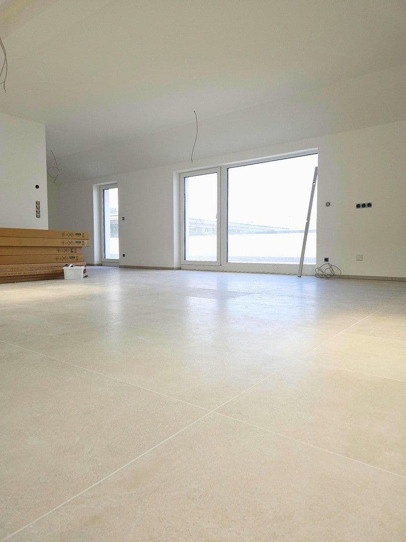 Pronájem bytu 4+1 110 m², Stuttgart-Wangen, Bádensko-Württembersko Pronájem bytu 4+1 110 m², Stuttgart-Wangen, Bádensko-Württembersko