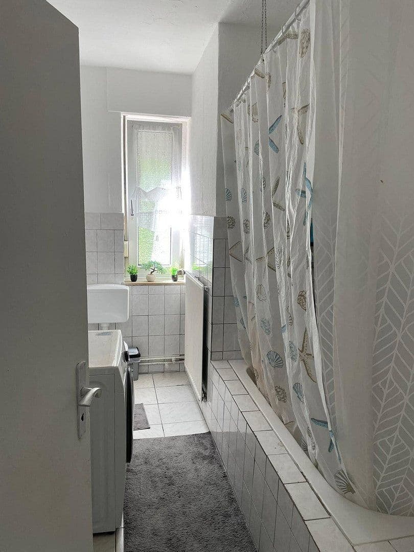 Pronájem bytu 4+1 90 m², Bohmter Straße 54, Osnabrück, Dolní Sasko Pronájem bytu 4+1 90 m², Bohmter Straße 54, Osnabrück, Dolní Sasko