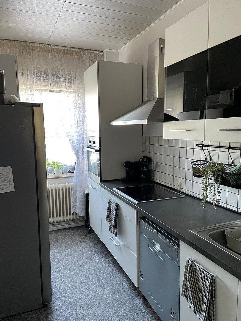 Pronájem bytu 4+1 90 m², Bohmter Straße 54, Osnabrück, Dolní Sasko Pronájem bytu 4+1 90 m², Bohmter Straße 54, Osnabrück, Dolní Sasko