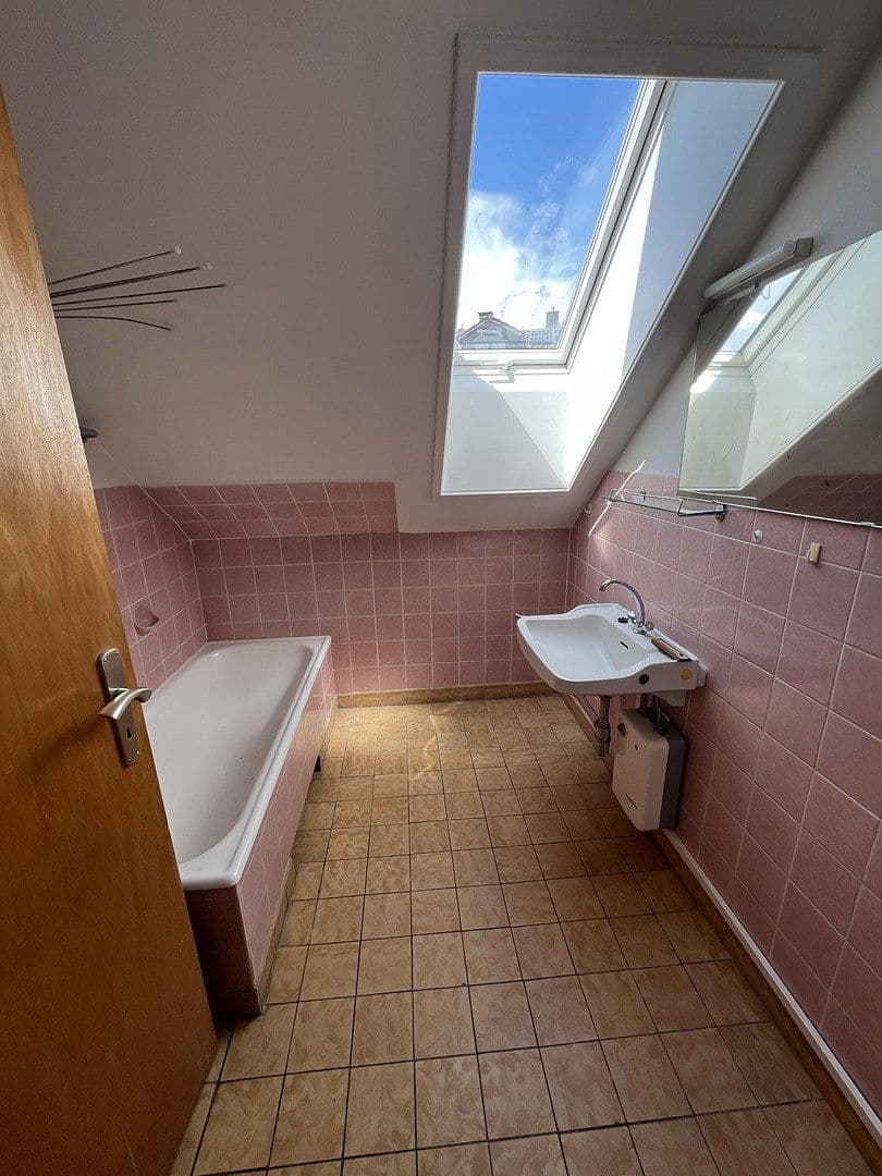 Prodej domu 211 m², pozemek 979 m², Durheimerstraße 1, Fürstenzell, Bavorsko Prodej domu 211 m², pozemek 979 m², Durheimerstraße 1, Fürstenzell, Bavorsko