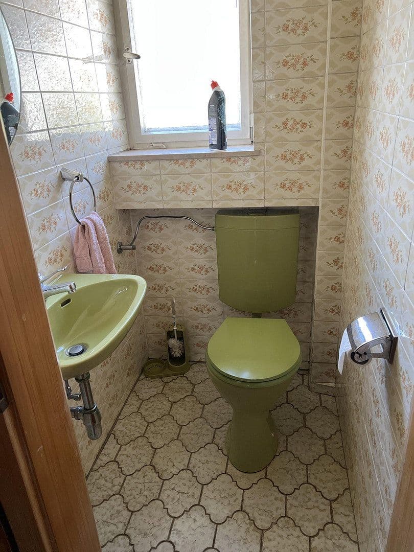 Prodej domu 211 m², pozemek 979 m², Durheimerstraße 1, Fürstenzell, Bavorsko Prodej domu 211 m², pozemek 979 m², Durheimerstraße 1, Fürstenzell, Bavorsko