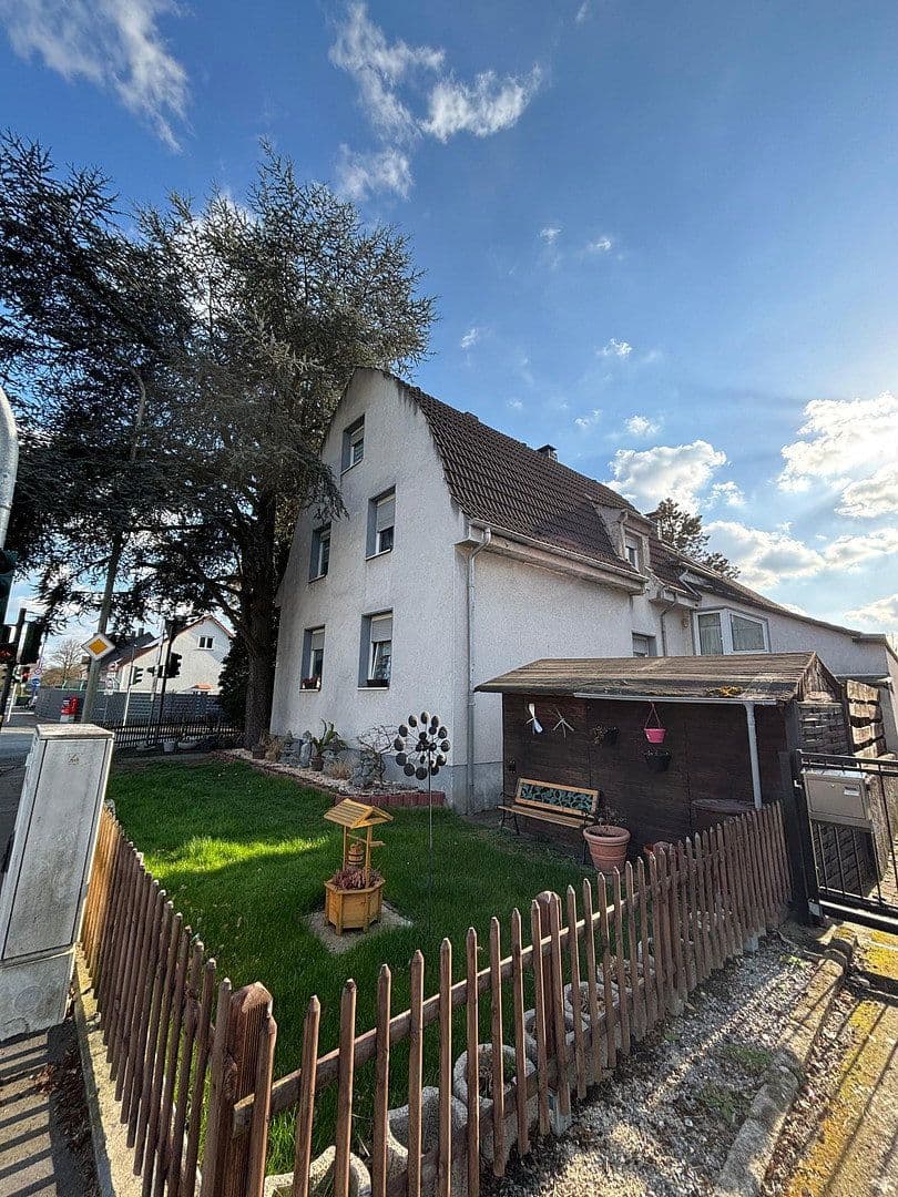 Prodej domu 368 m², pozemek 598 m², Unna, Severní Porýní-Vestfálsko Prodej domu 368 m², pozemek 598 m², Unna, Severní Porýní-Vestfálsko