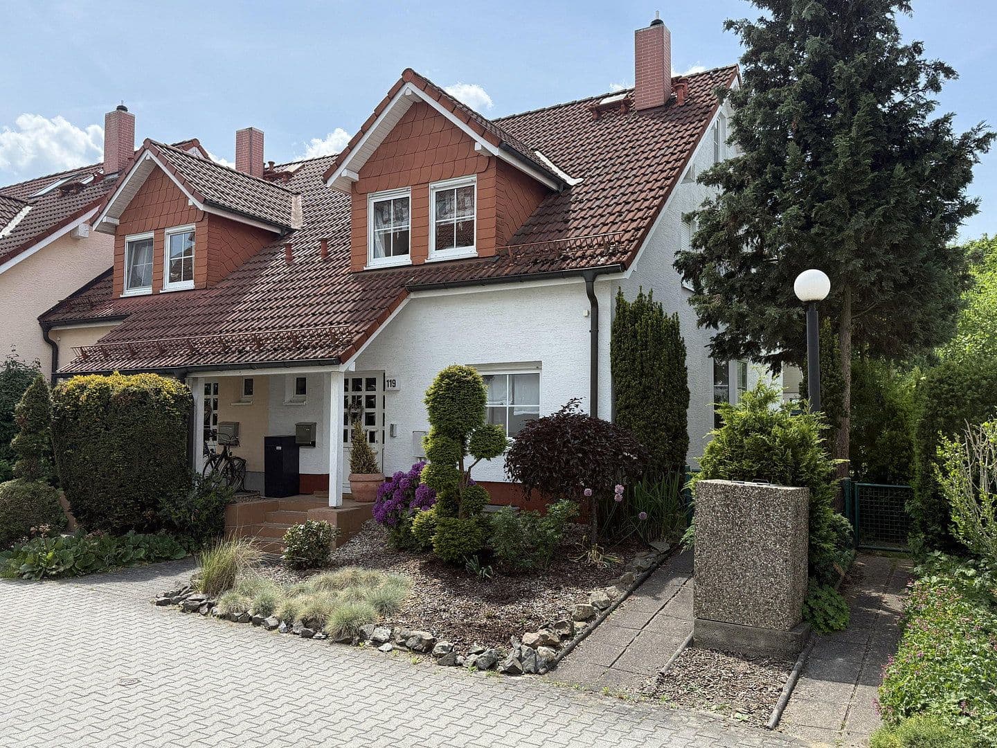 Prodej domu 130 m², pozemek 291 m², Am Weißiger Bach 119, Dresden, Sasko Prodej domu 130 m², pozemek 291 m², Am Weißiger Bach 119, Dresden, Sasko