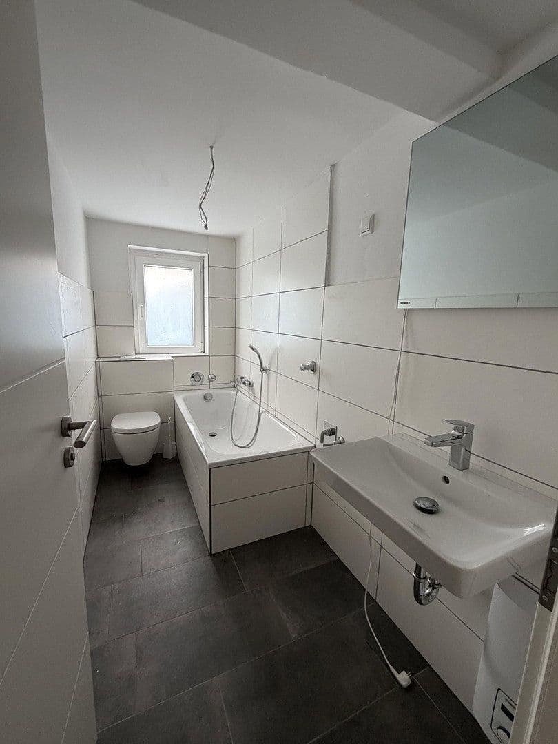 Pronájem bytu 3+1 75 m², Waldemarstr. 4, Gelsenkirchen, Severní Porýní-Vestfálsko Pronájem bytu 3+1 75 m², Waldemarstr. 4, Gelsenkirchen, Severní Porýní-Vestfálsko