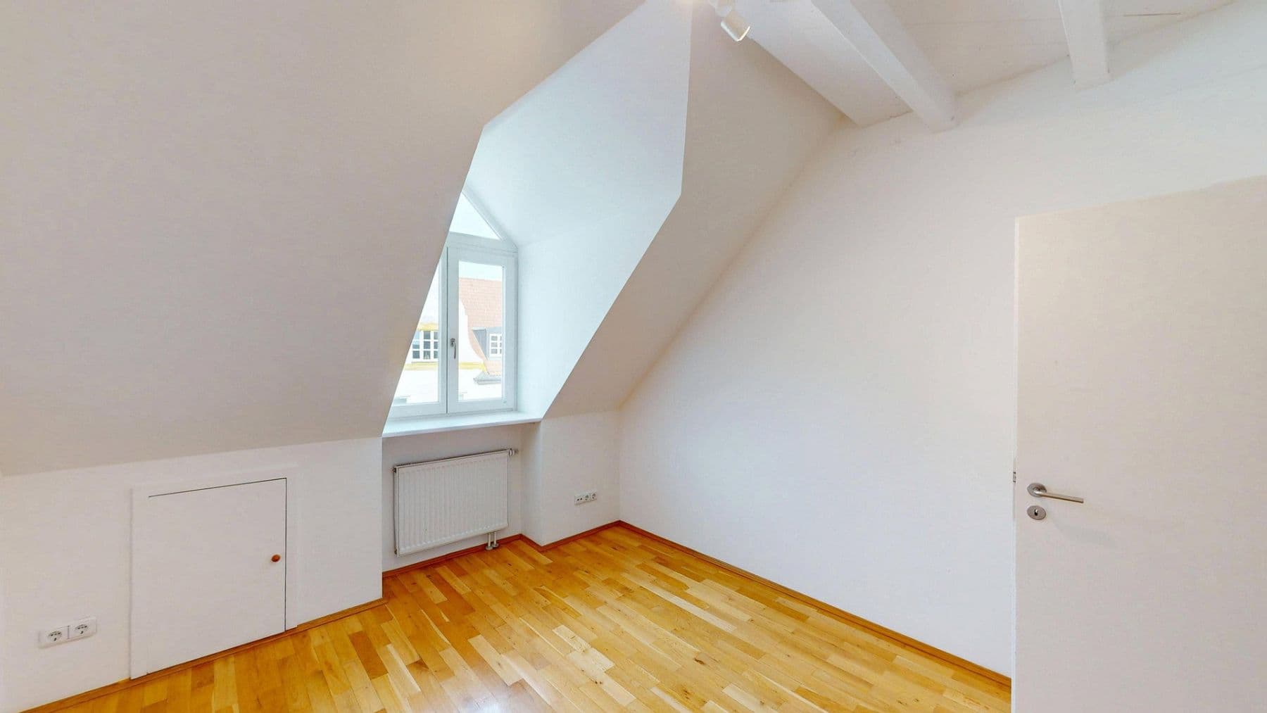 Prodej bytu 4+1 163 m², München, Bavorsko Prodej bytu 4+1 163 m², München, Bavorsko