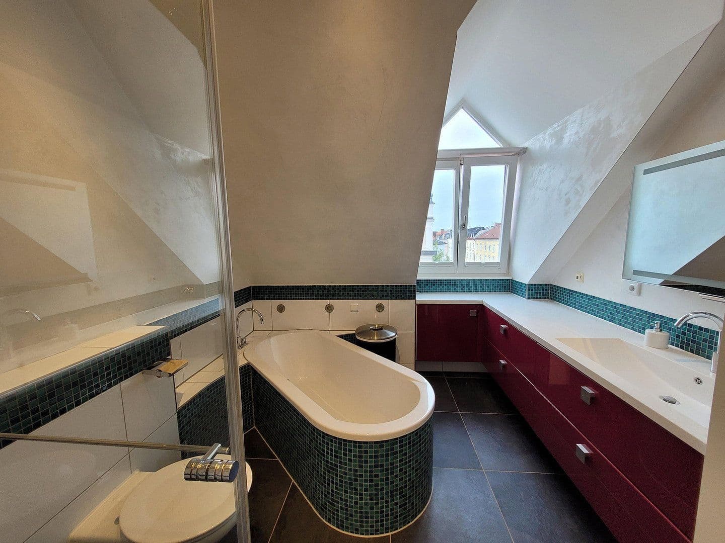 Prodej bytu 4+1 163 m², München, Bavorsko Prodej bytu 4+1 163 m², München, Bavorsko