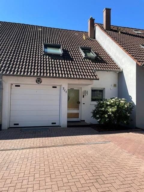 Prodej domu 128 m², pozemek 193 m², Weinheim, Bádensko-Württembersko Prodej domu 128 m², pozemek 193 m², Weinheim, Bádensko-Württembersko
