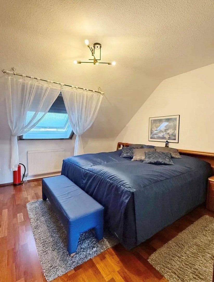 Prodej domu 128 m², pozemek 193 m², Weinheim, Bádensko-Württembersko Prodej domu 128 m², pozemek 193 m², Weinheim, Bádensko-Württembersko