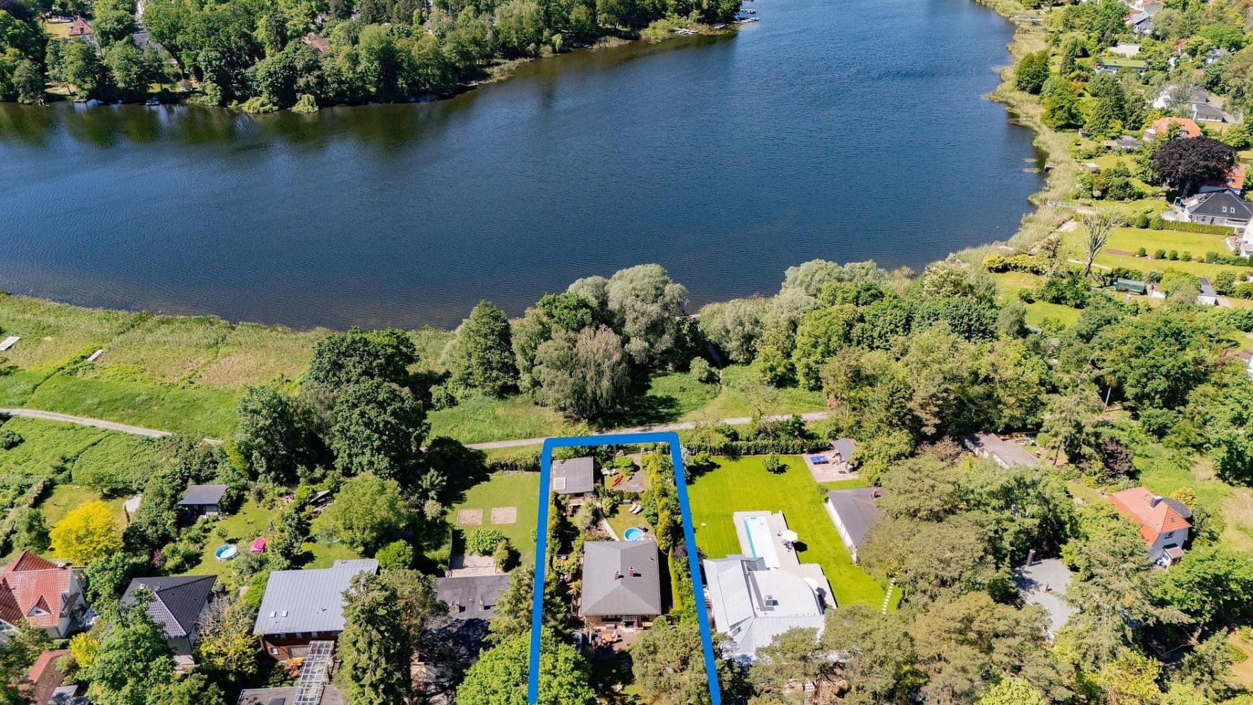Prodej domu 105 m², pozemek 1.267 m², Falkensee, Braniborsko Prodej domu 105 m², pozemek 1.267 m², Falkensee, Braniborsko