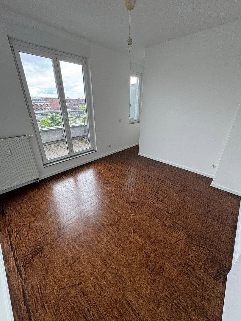 Pronájem bytu 2+1 60 m², Köln, Severní Porýní-Vestfálsko Pronájem bytu 2+1 60 m², Köln, Severní Porýní-Vestfálsko