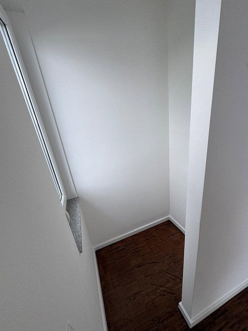 Pronájem bytu 2+1 60 m², Köln, Severní Porýní-Vestfálsko Pronájem bytu 2+1 60 m², Köln, Severní Porýní-Vestfálsko