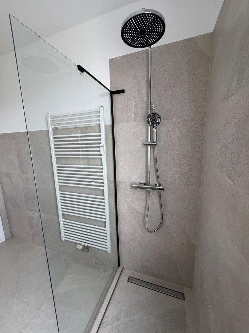 Pronájem bytu 2+1 60 m², Köln, Severní Porýní-Vestfálsko Pronájem bytu 2+1 60 m², Köln, Severní Porýní-Vestfálsko