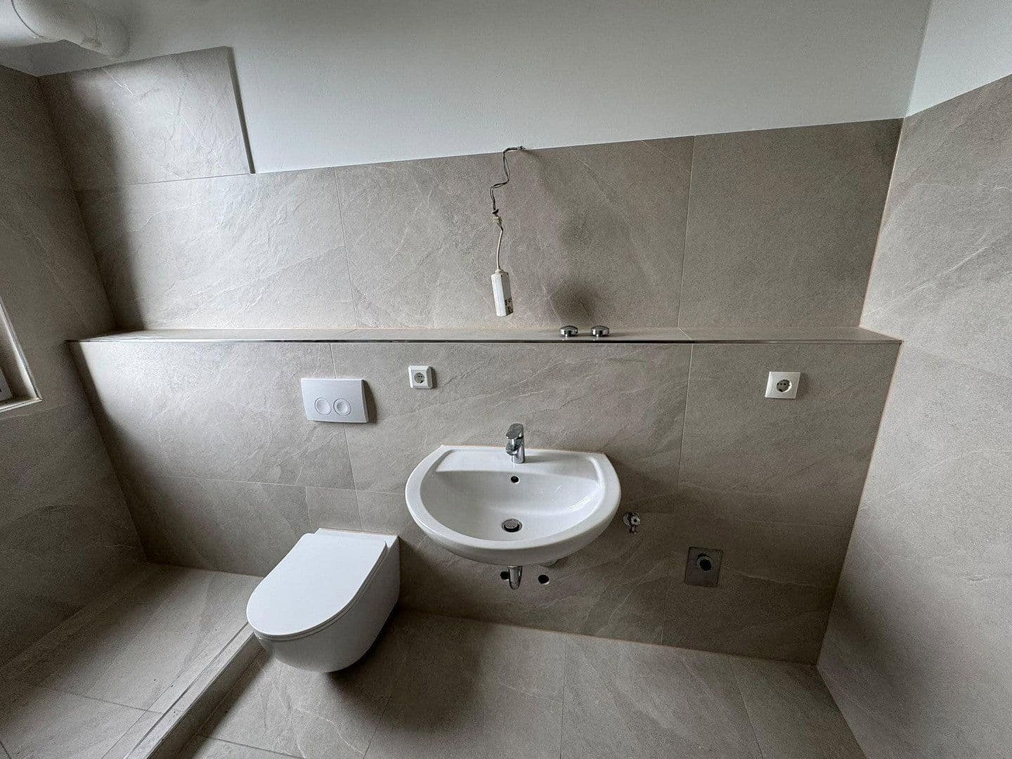 Pronájem bytu 2+1 60 m², Köln, Severní Porýní-Vestfálsko Pronájem bytu 2+1 60 m², Köln, Severní Porýní-Vestfálsko