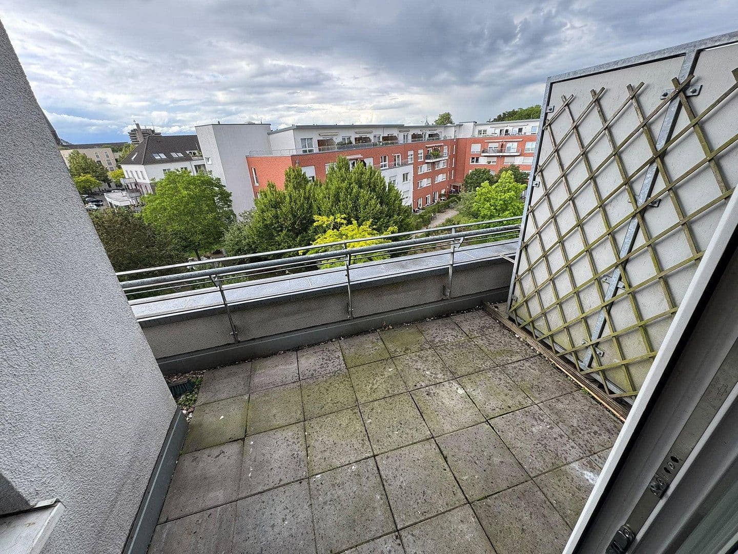 Pronájem bytu 2+1 60 m², Köln, Severní Porýní-Vestfálsko Pronájem bytu 2+1 60 m², Köln, Severní Porýní-Vestfálsko