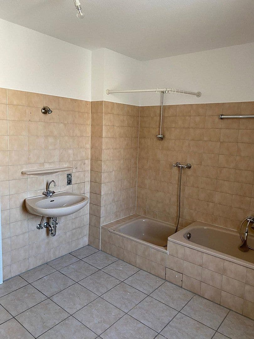 Pronájem bytu 10 m², Schenkendorfstr. 18, Koblenz, Porýní-Falc Pronájem bytu 10 m², Schenkendorfstr. 18, Koblenz, Porýní-Falc