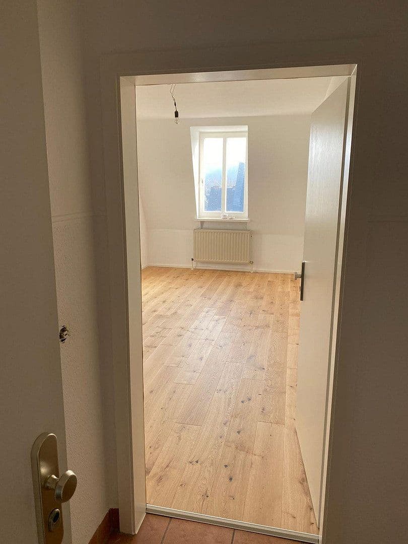 Pronájem bytu 10 m², Schenkendorfstr. 18, Koblenz, Porýní-Falc Pronájem bytu 10 m², Schenkendorfstr. 18, Koblenz, Porýní-Falc