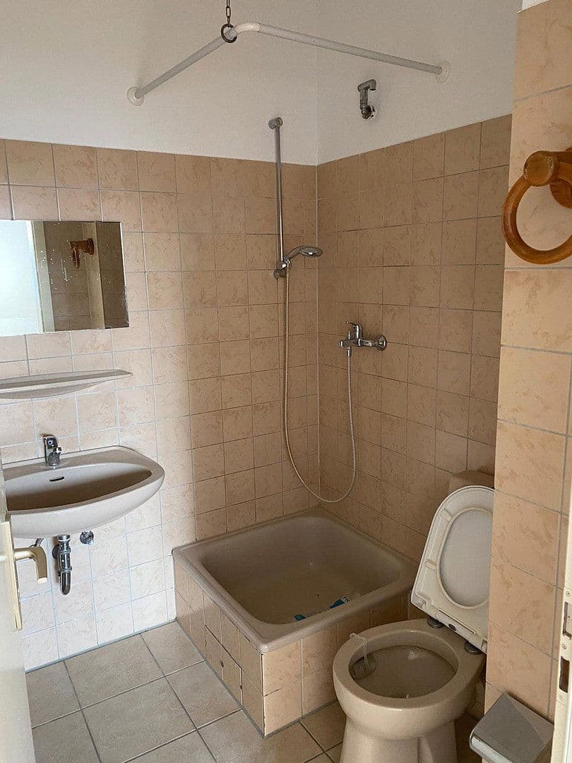 Pronájem bytu 10 m², Schenkendorfstr. 18, Koblenz, Porýní-Falc Pronájem bytu 10 m², Schenkendorfstr. 18, Koblenz, Porýní-Falc