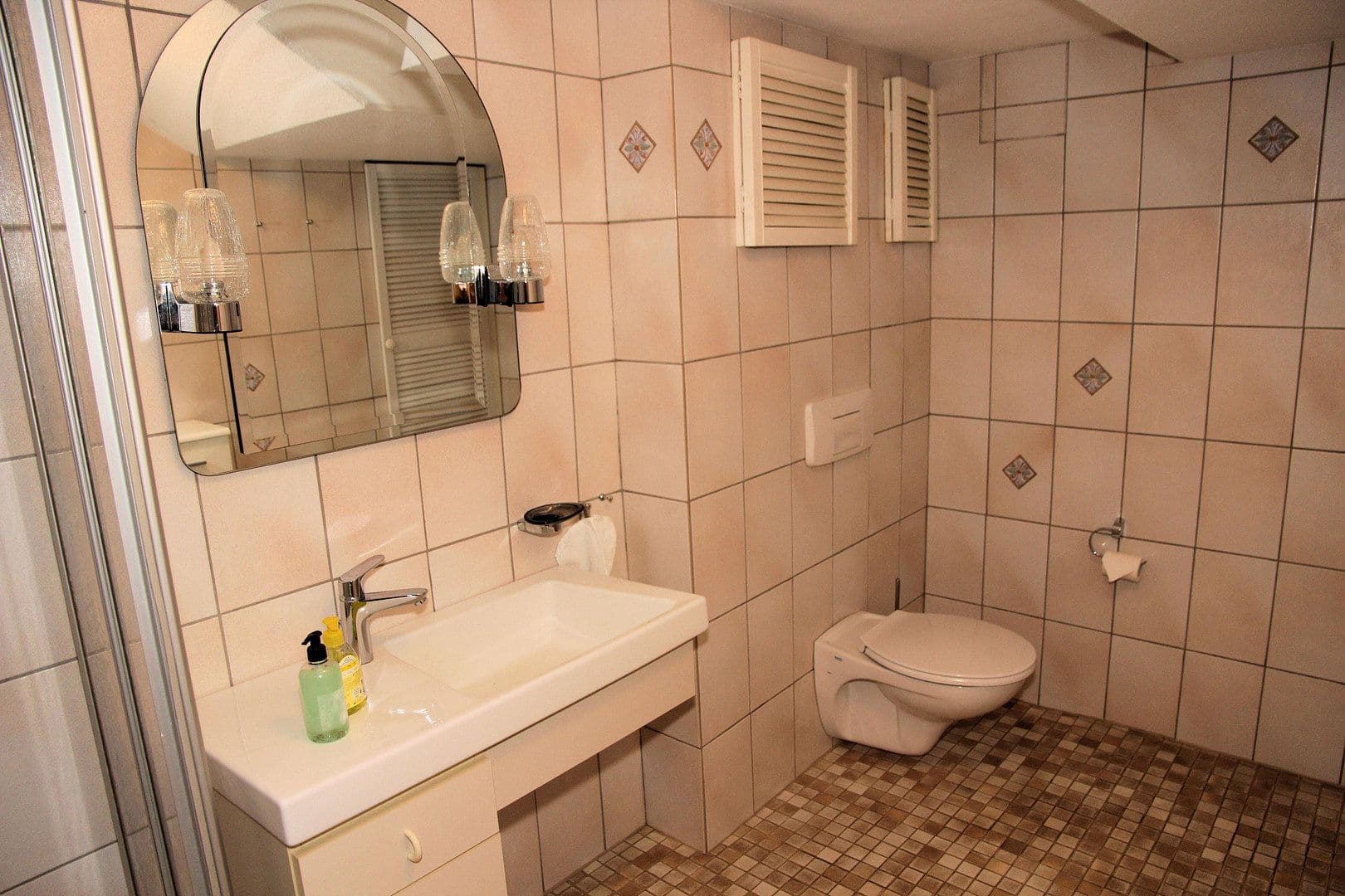 Prodej domu 151 m², pozemek 301 m², Bad Nauheim, Hessen Prodej domu 151 m², pozemek 301 m², Bad Nauheim, Hessen