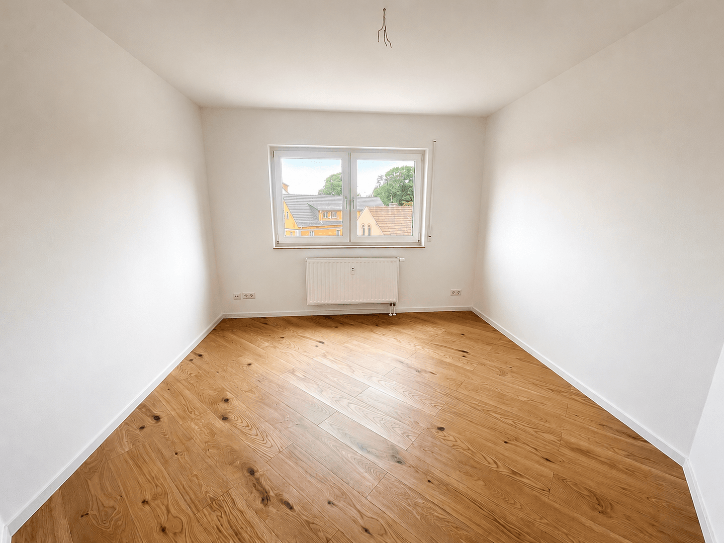 Pronájem bytu 3+1 67 m², Dresdner Straße 69b, Coswig, Sasko Pronájem bytu 3+1 67 m², Dresdner Straße 69b, Coswig, Sasko