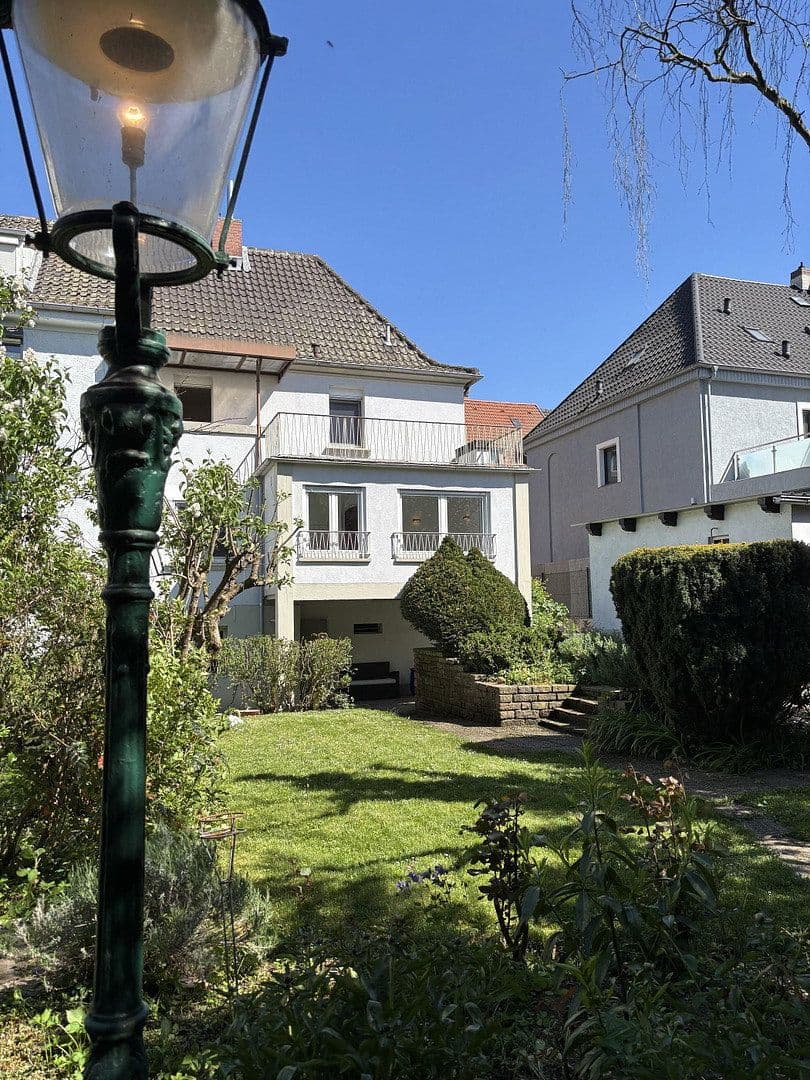Prodej domu 134 m², pozemek 721 m², Ludwigshafen am Rhein, Porýní-Falc Prodej domu 134 m², pozemek 721 m², Ludwigshafen am Rhein, Porýní-Falc