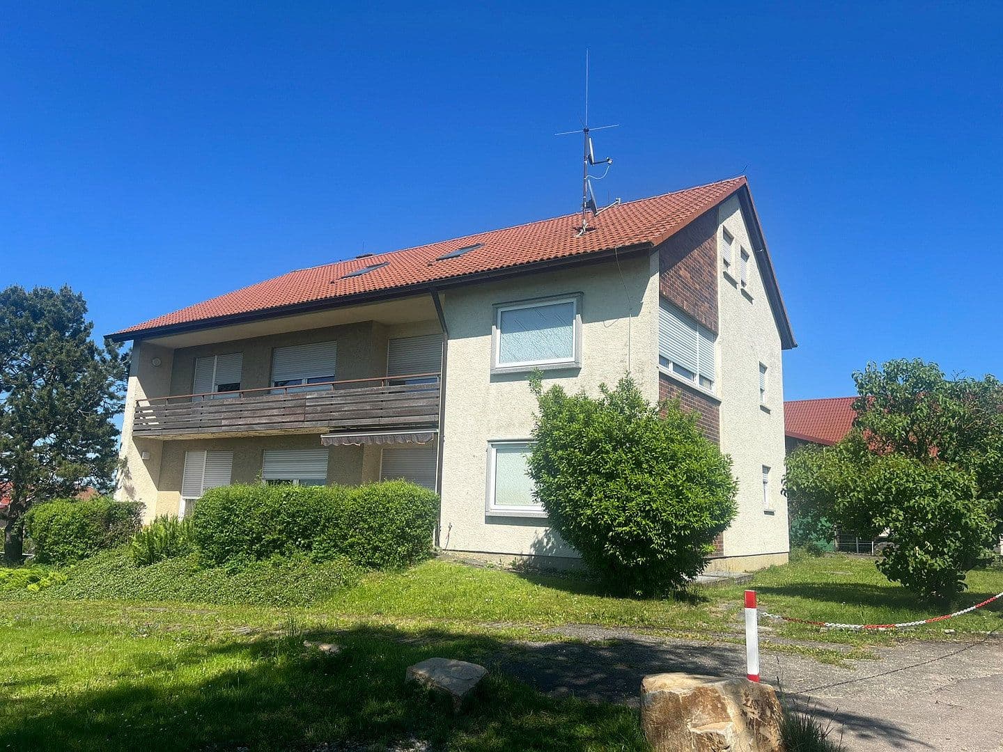 Prodej domu 322 m², pozemek 900 m², Eschenbach, Bádensko-Württembersko Prodej domu 322 m², pozemek 900 m², Eschenbach, Bádensko-Württembersko