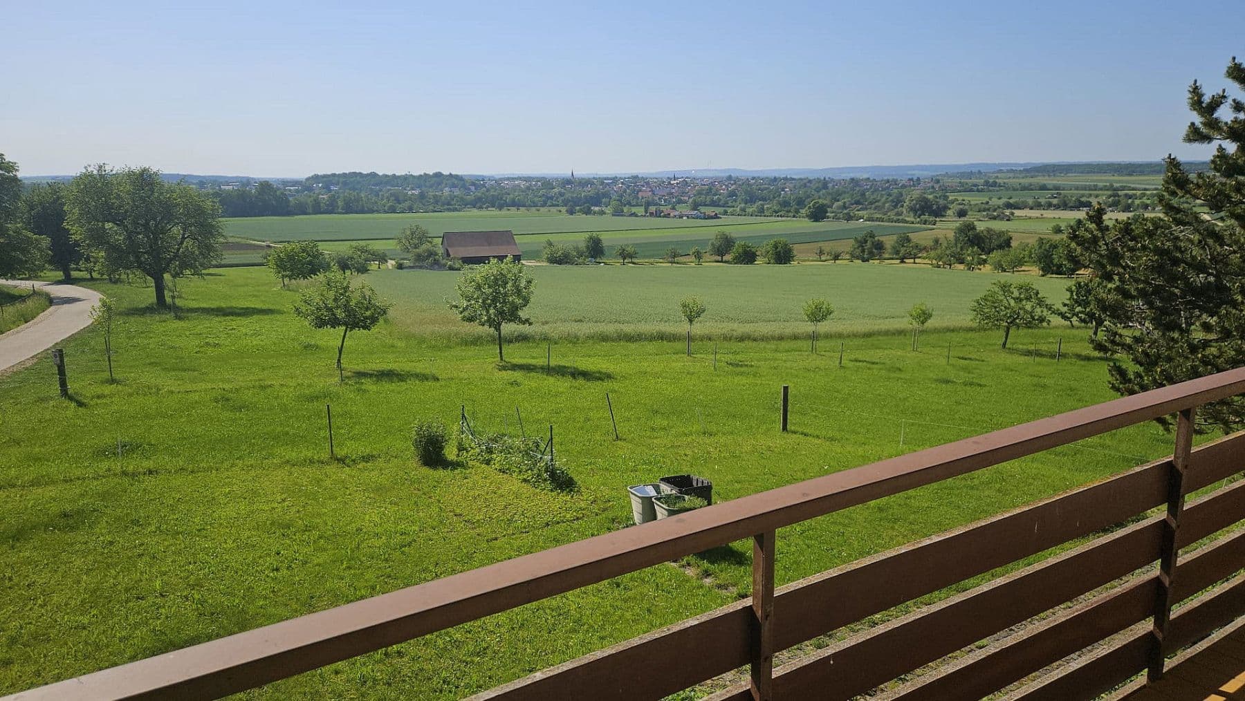 Prodej domu 322 m², pozemek 900 m², Eschenbach, Bádensko-Württembersko Prodej domu 322 m², pozemek 900 m², Eschenbach, Bádensko-Württembersko
