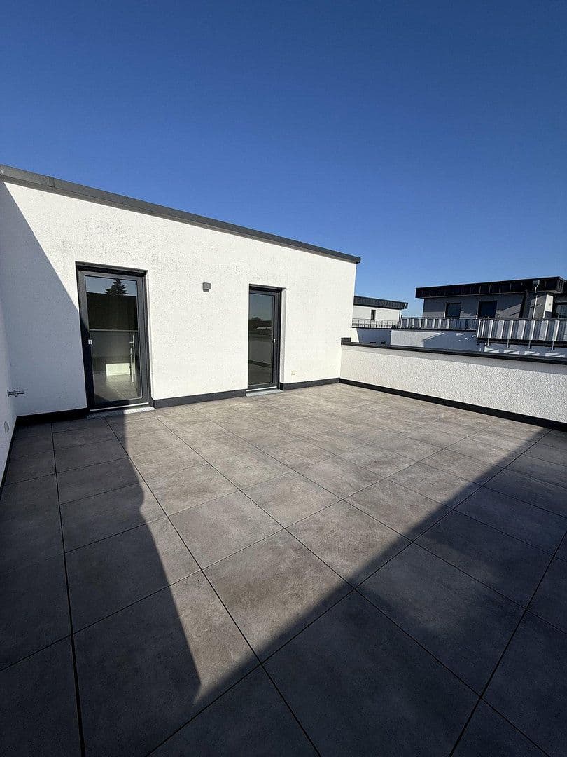 Pronájem bytu 5+1 134 m², Würzburger Straße 37, Erlensee, Hessen Pronájem bytu 5+1 134 m², Würzburger Straße 37, Erlensee, Hessen
