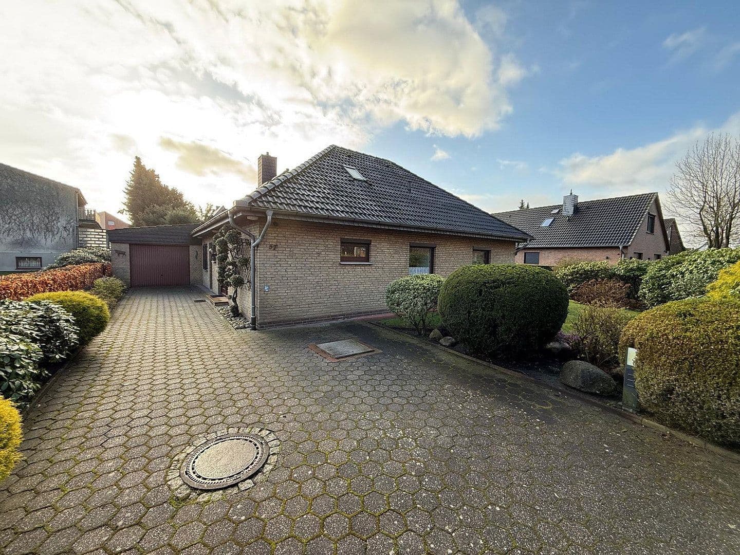 Prodej domu 208 m², pozemek 646 m², Schwanewede, Dolní Sasko Prodej domu 208 m², pozemek 646 m², Schwanewede, Dolní Sasko