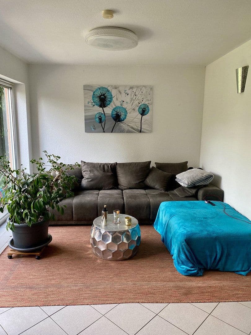 Prodej domu 155 m², pozemek 208 m², Groß-Zimmern, Hessen Prodej domu 155 m², pozemek 208 m², Groß-Zimmern, Hessen