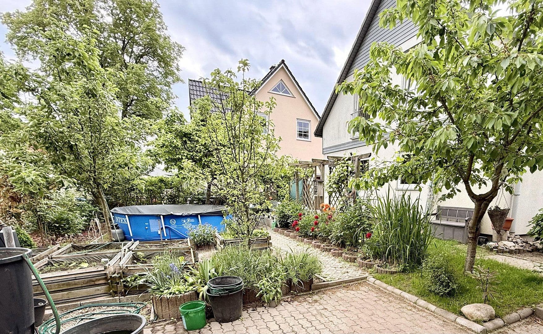 Prodej domu 119 m², pozemek 399 m², Neuenhagen bei Berlin, Braniborsko Prodej domu 119 m², pozemek 399 m², Neuenhagen bei Berlin, Braniborsko