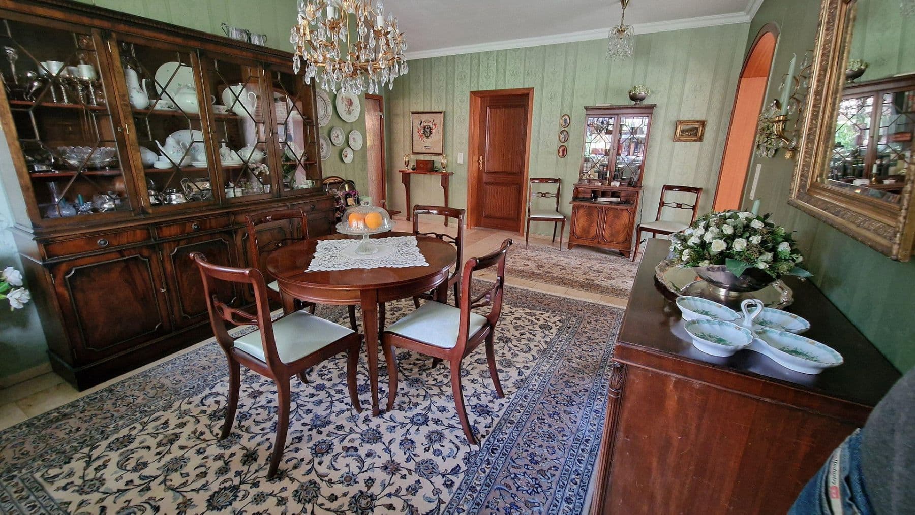 Prodej domu 184 m², pozemek 1.045 m², Schulstrasse 42, Königswinter, Severní Porýní-Vestfálsko Prodej domu 184 m², pozemek 1.045 m², Schulstrasse 42, Königswinter, Severní Porýní-Vestfálsko
