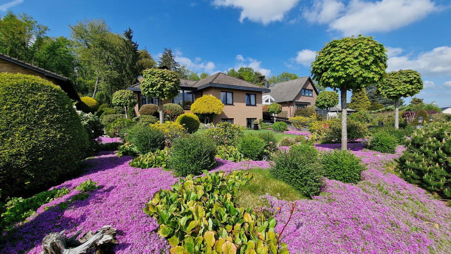 Prodej domu 184 m², pozemek 1.045 m², Schulstrasse 42, Königswinter, Severní Porýní-Vestfálsko Prodej domu 184 m², pozemek 1.045 m², Schulstrasse 42, Königswinter, Severní Porýní-Vestfálsko