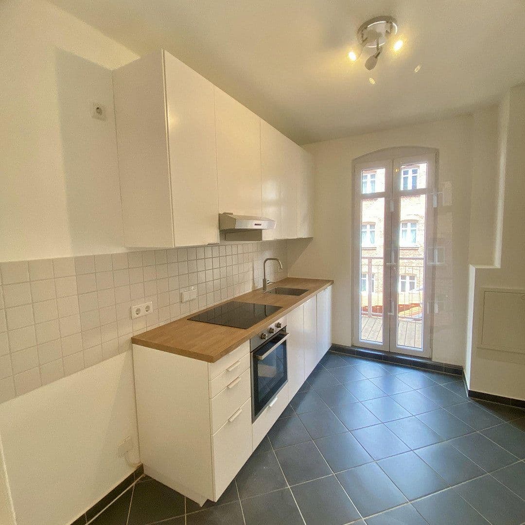 Pronájem bytu 3+1 60 m², Reichstr. 0, Nürnberg, Bavorsko Pronájem bytu 3+1 60 m², Reichstr. 0, Nürnberg, Bavorsko